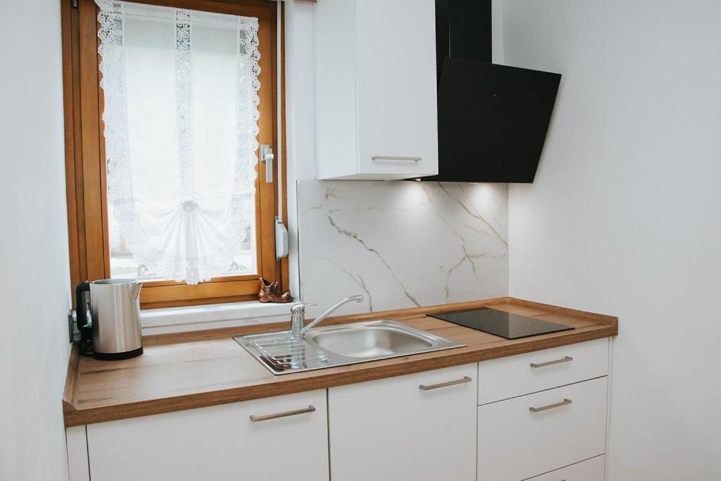 Apartmaji Ursic Kobarid Esterno foto