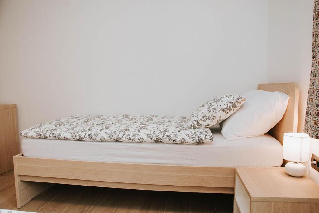 Apartmaji Ursic Kobarid Esterno foto