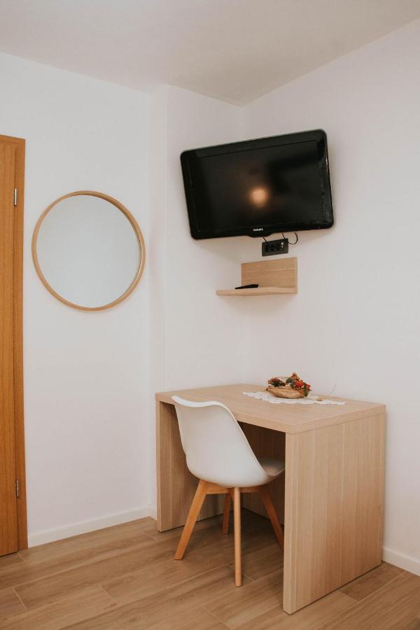 Apartmaji Ursic Kobarid Esterno foto